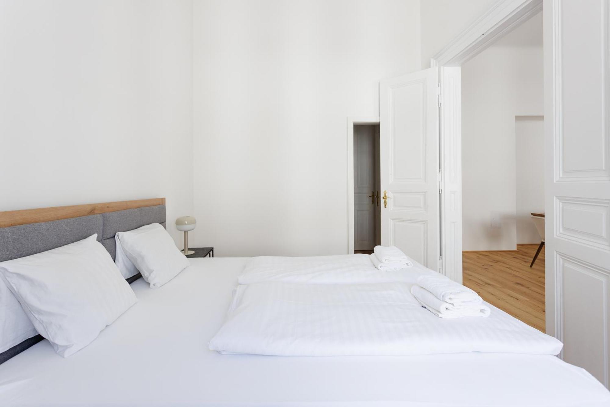 4Ty3 Apartments - Stadtpark City Apartment Is Calling Viena Exterior foto
